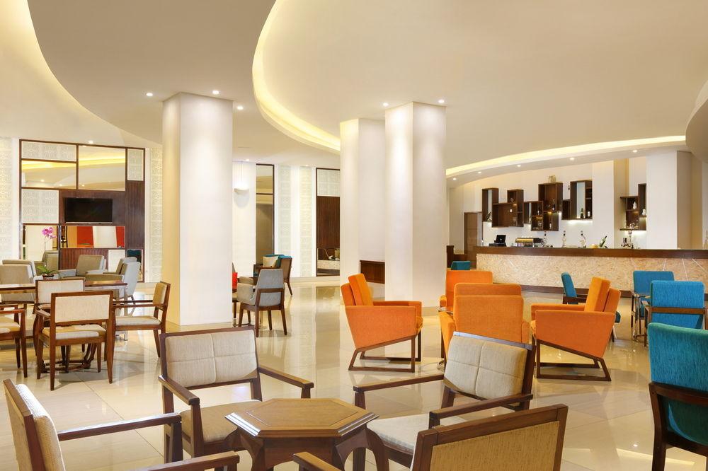 Four Points By Sheraton Makassar Eksteriør billede