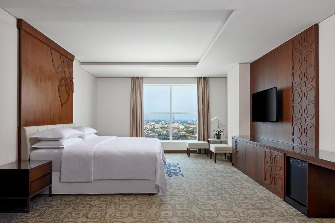 Four Points By Sheraton Makassar Eksteriør billede