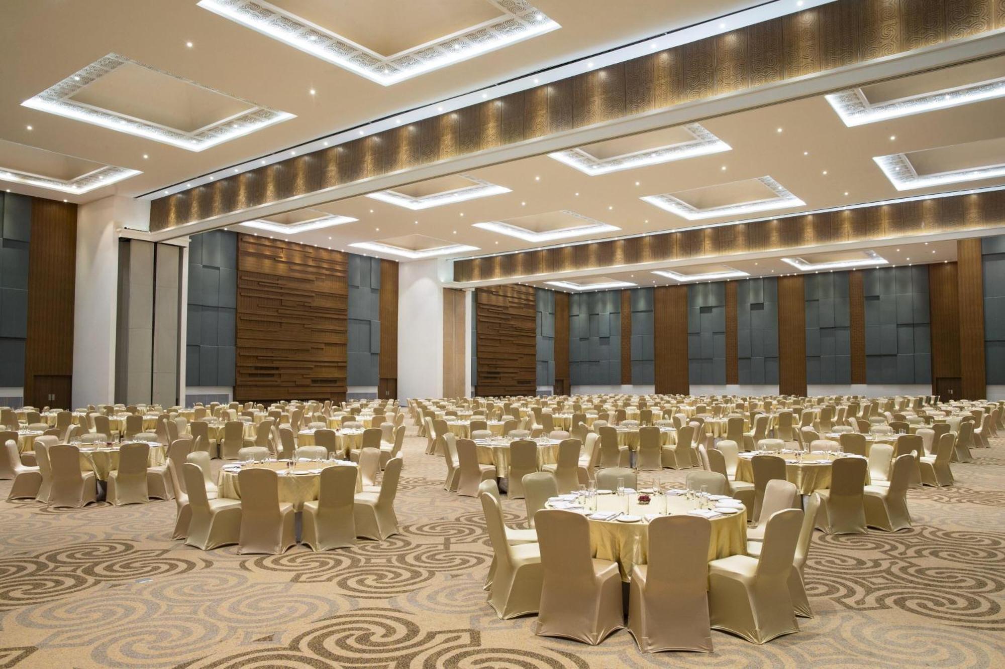 Four Points By Sheraton Makassar Eksteriør billede