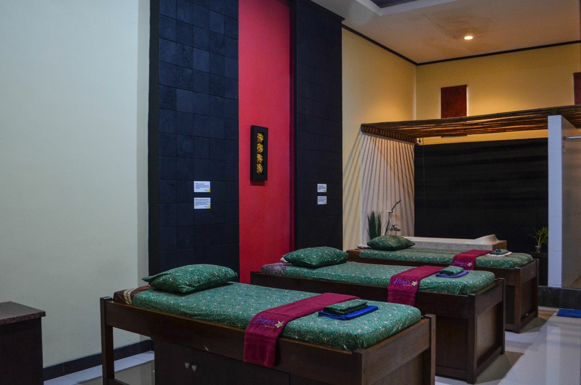 Four Points By Sheraton Makassar Eksteriør billede